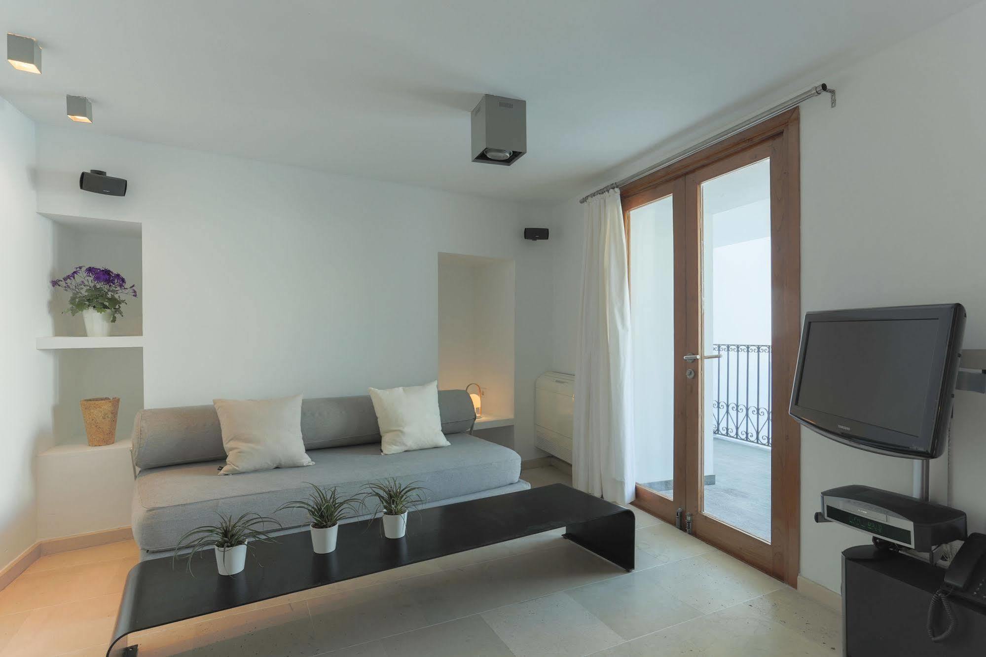 Apartamentos Xereca -Dalt Vila- Loft Ibiza Town Exterior photo