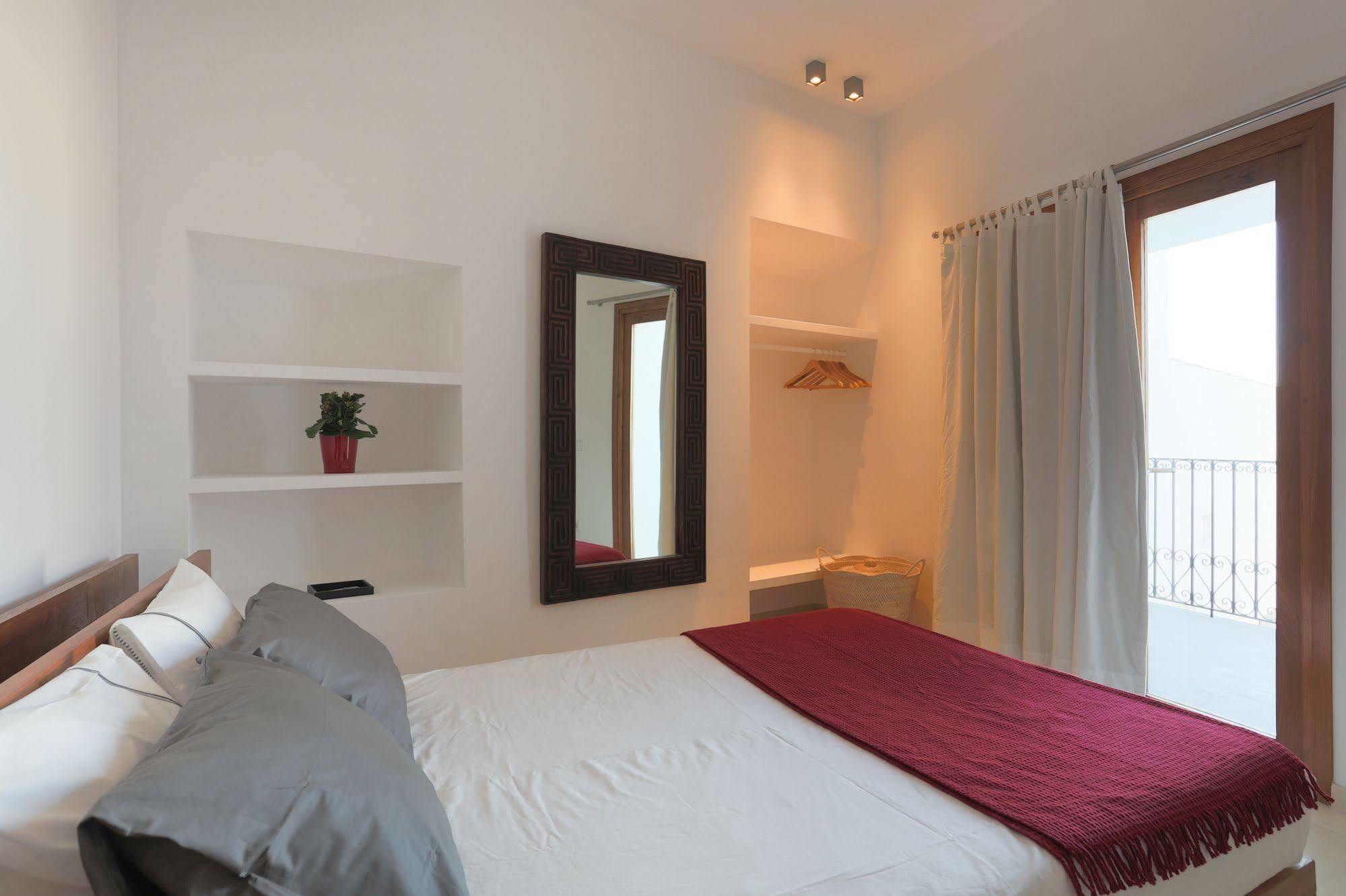 Apartamentos Xereca -Dalt Vila- Loft Ibiza Town Exterior photo