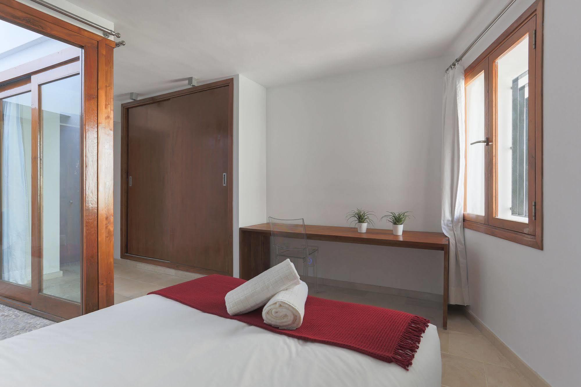 Apartamentos Xereca -Dalt Vila- Loft Ibiza Town Exterior photo