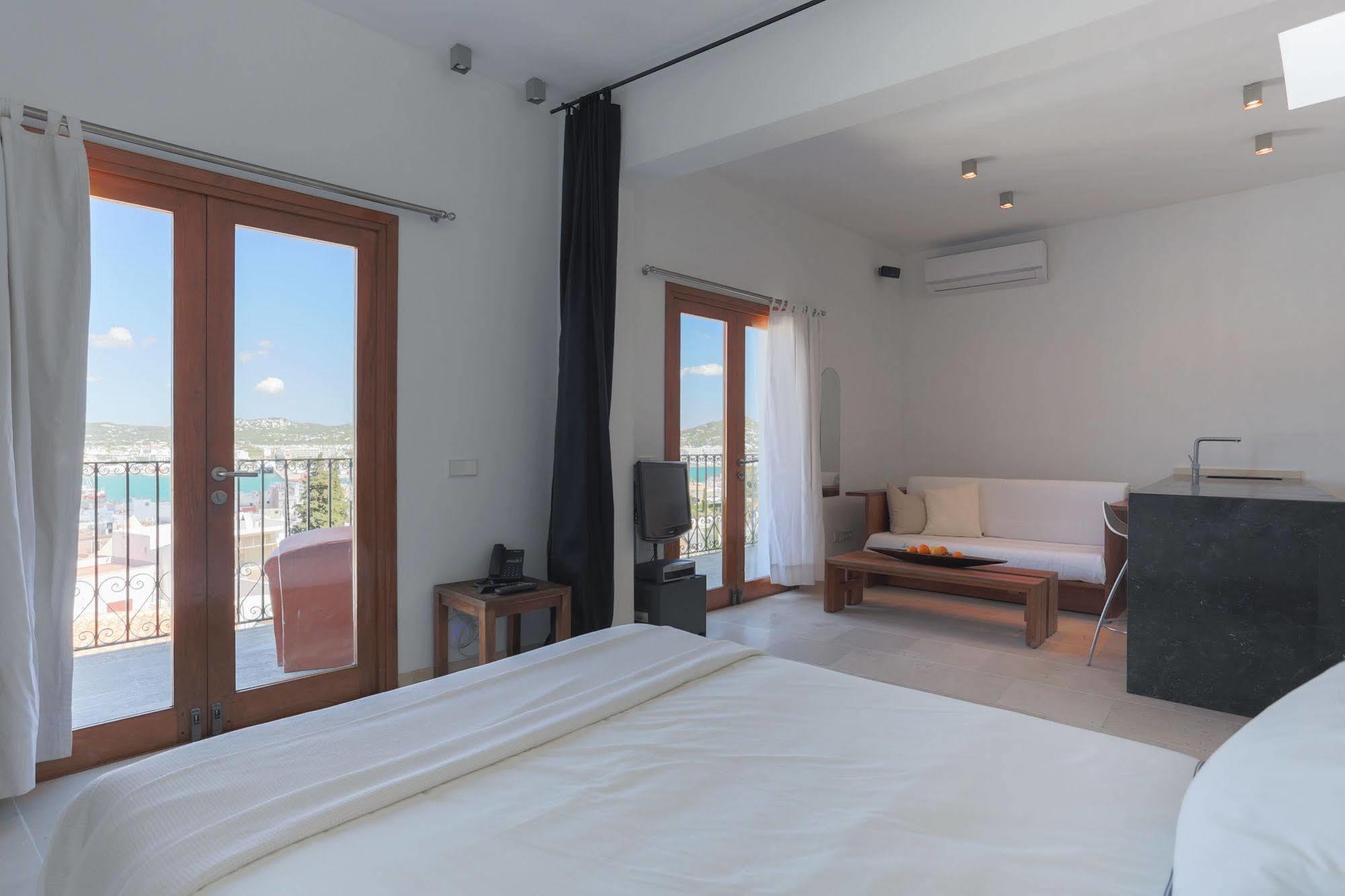 Apartamentos Xereca -Dalt Vila- Loft Ibiza Town Exterior photo